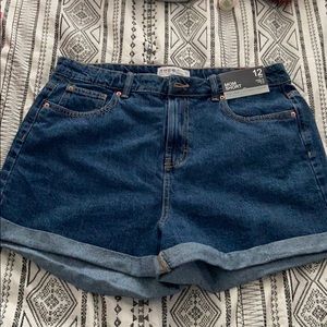 Mom Shorts